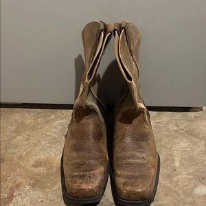 Ariat Classic Brown Western Boots